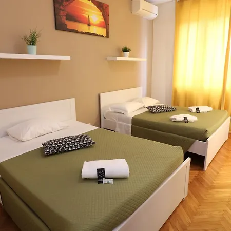 Guest House Pirelli Milano Exterior photo